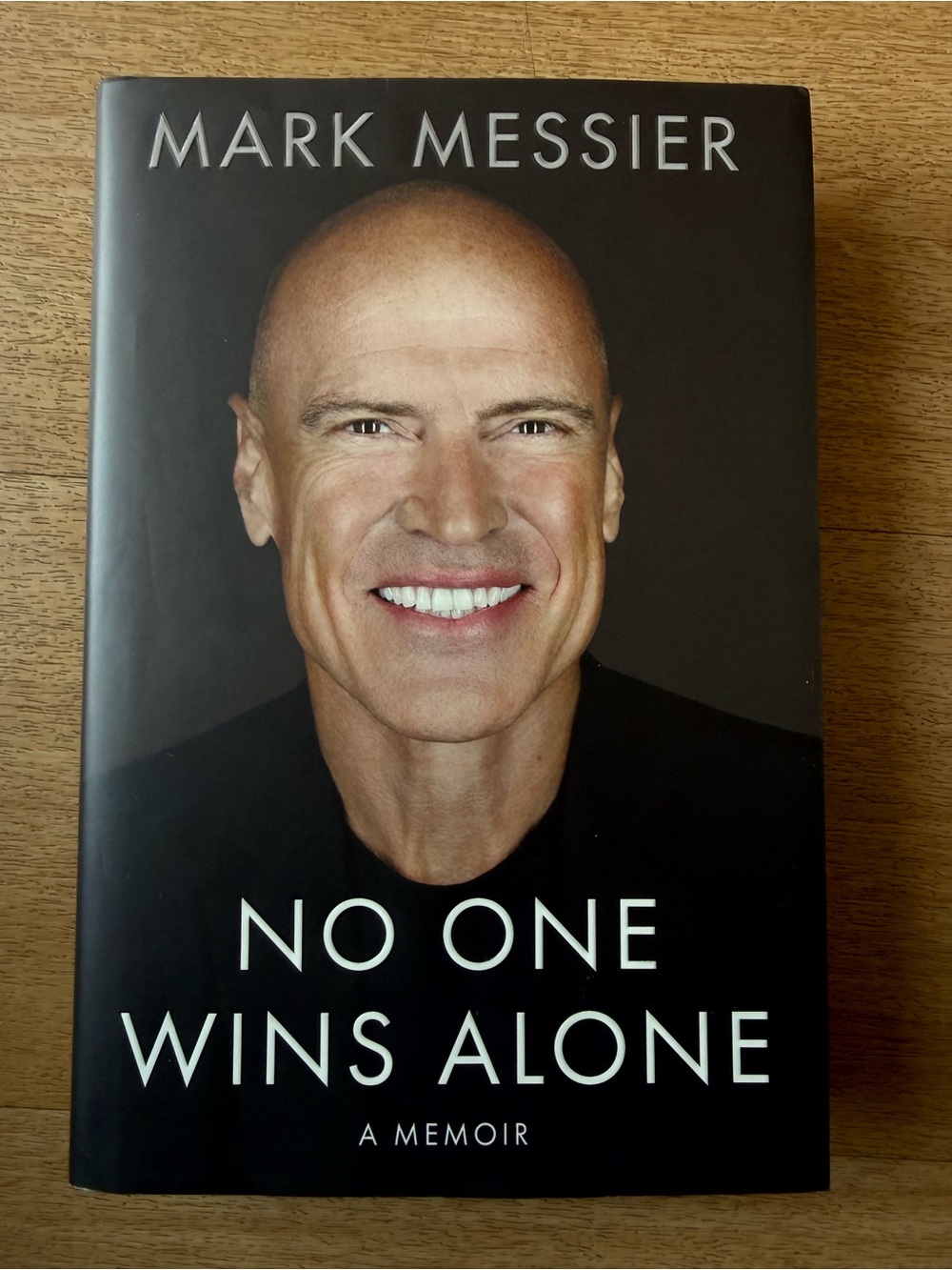 📚3 for $12📚 No One Wins Alone - A Memoir by Mark Messier (Black Hardcover)